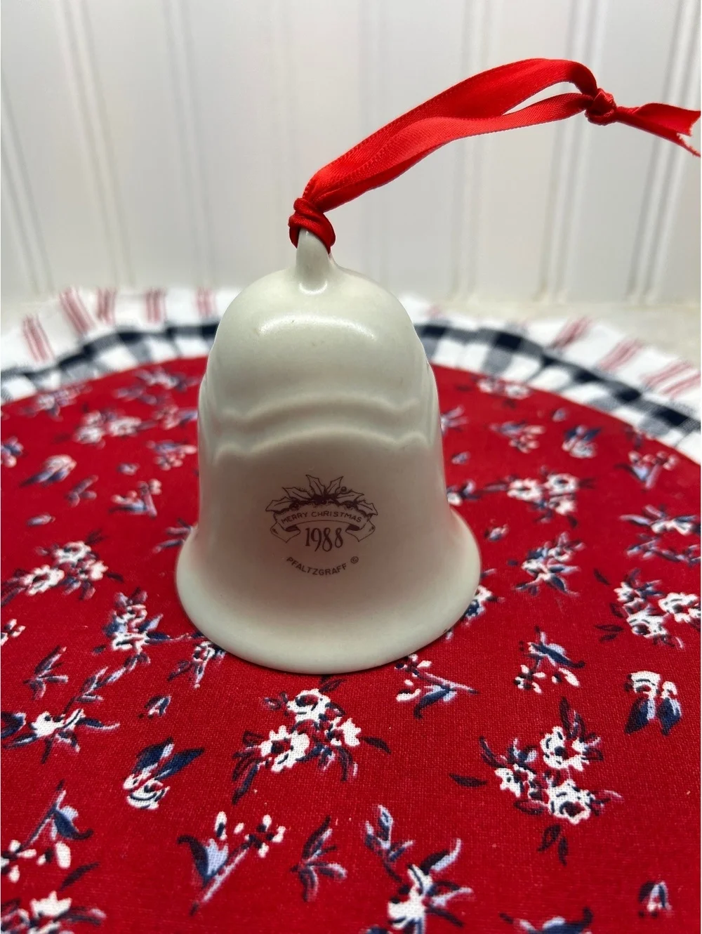 Vintage Pfaltzgraff Heritage Christmas Bell Ornament (1988)